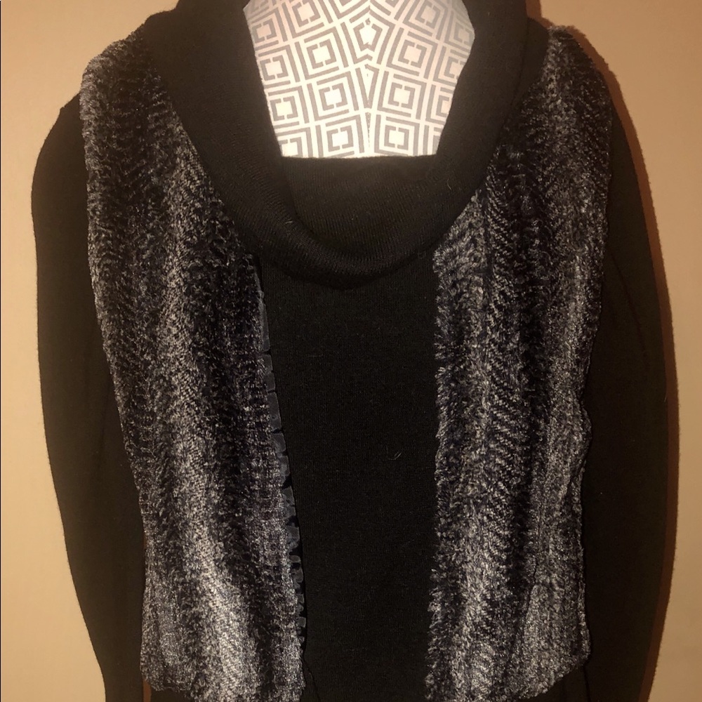 Maggie Breen too Fur Vest Girls Size 12